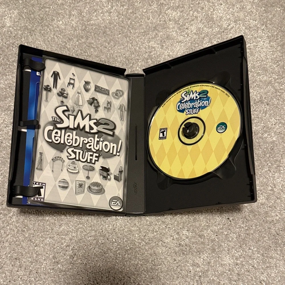 The Sims 2 Family Fun & Celebration Stuff PC Game